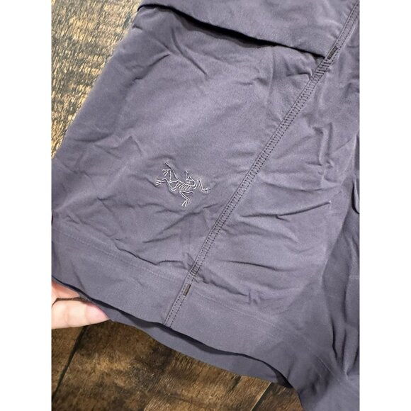 Arc’teryx Women’s Sabria Short Purple Size 12 - Picture 4 of 9